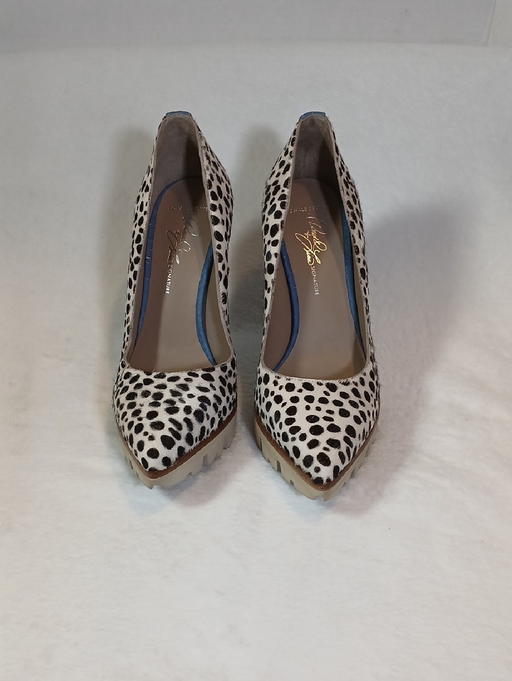 Donald Pliner Black and White Spotted Pointed Toe Pumps Sz 7B